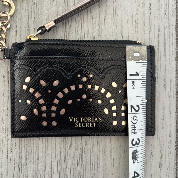 Victoria’s Secret cardholder wallet in scalloped black laser cut. NWOT. - Picture 10 of 10